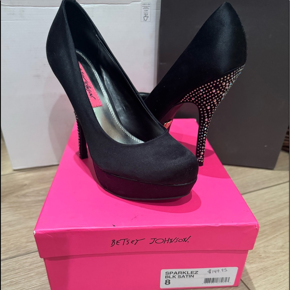 Betsey Johnson Sparklez Black Satin Platform Pumps.